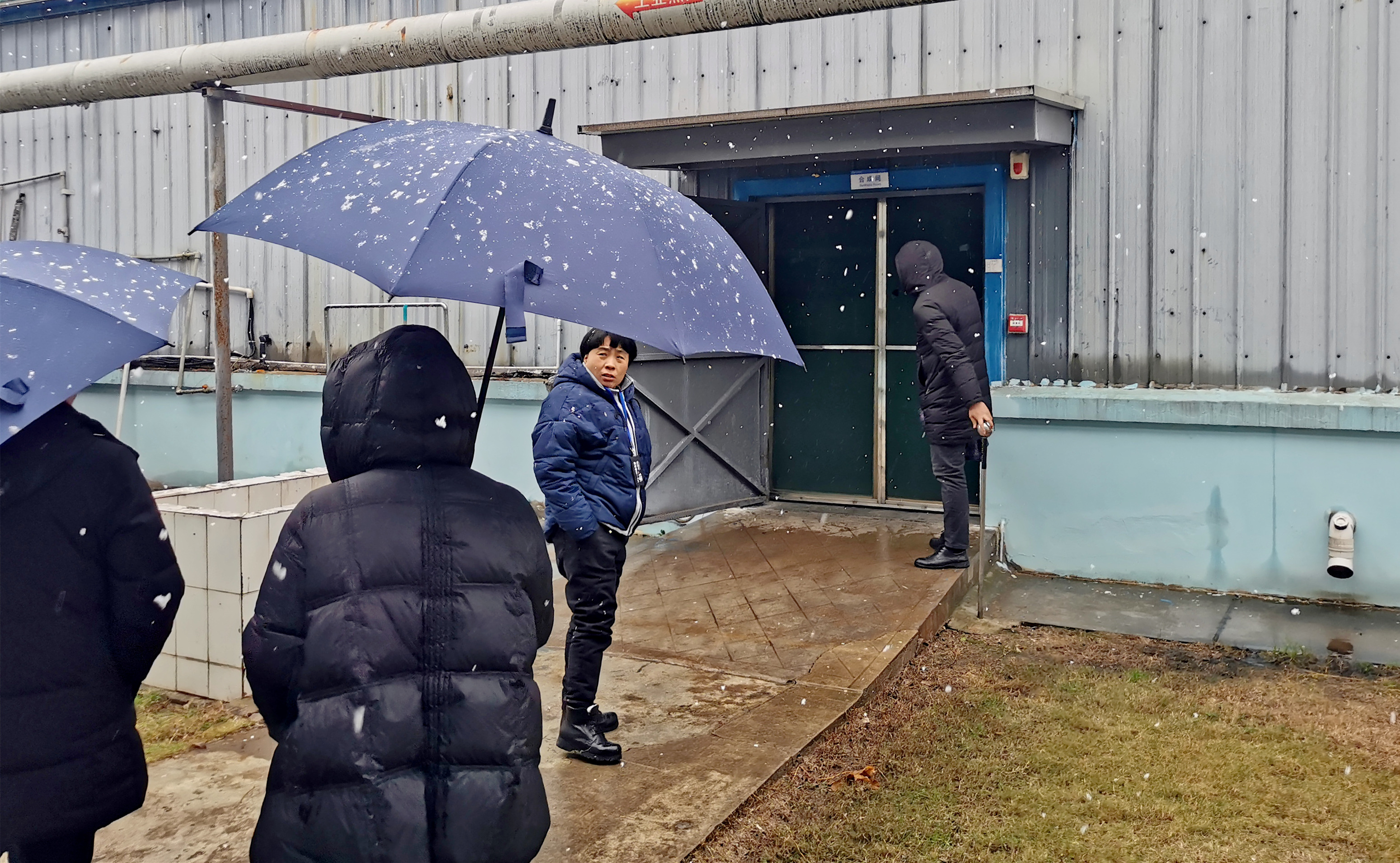 093445107.jpg 093445107.jpg